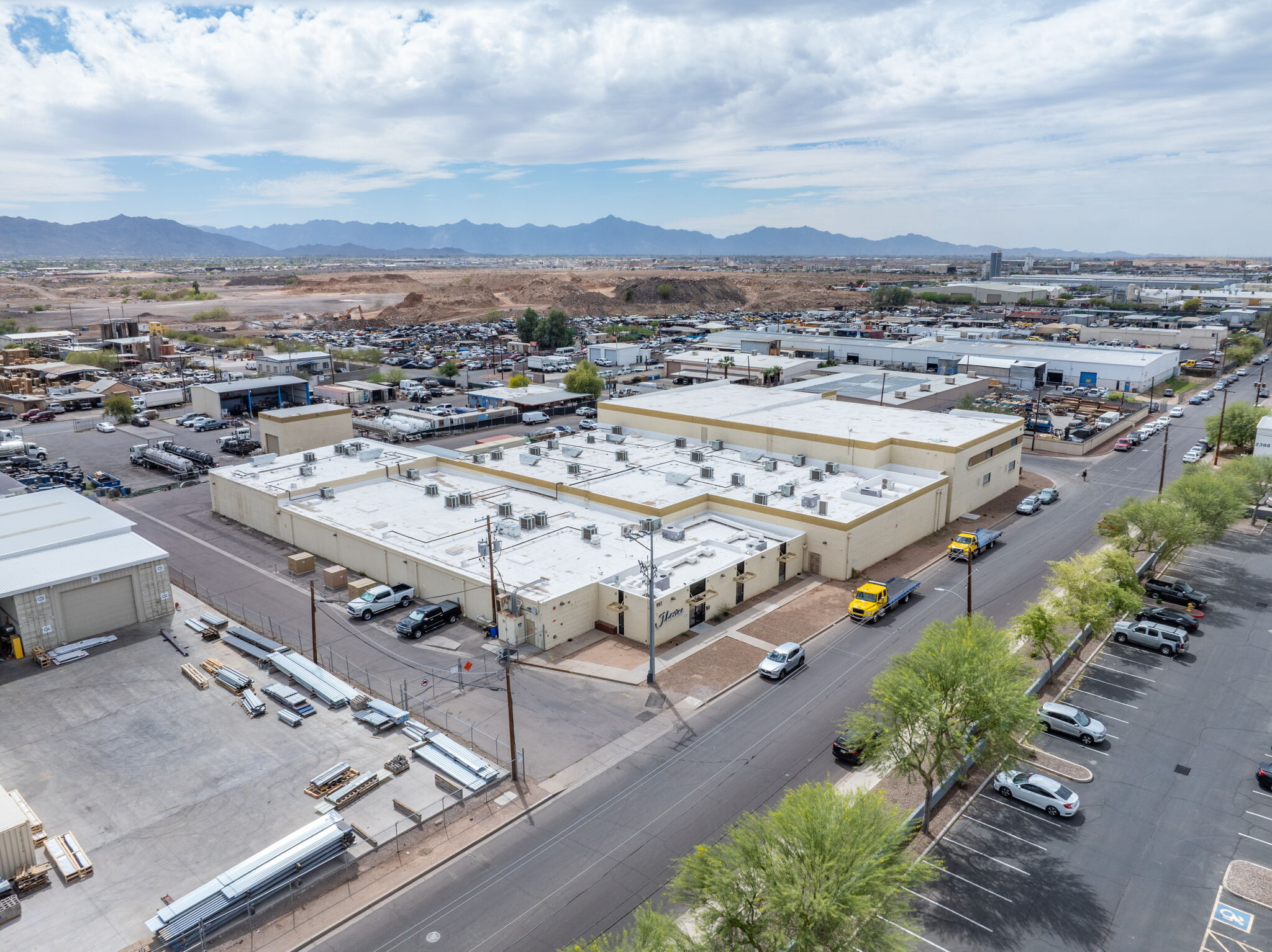 951 W Watkins St, Phoenix, AZ à vendre Photo de l’immeuble– Image 1 sur 11