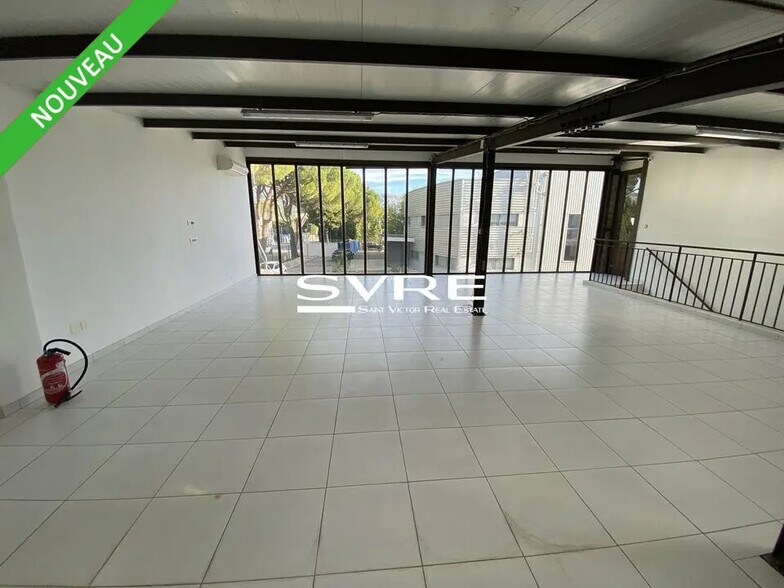 Local d’activités dans Rousset à louer - Photo intérieure – Image 2 sur 8