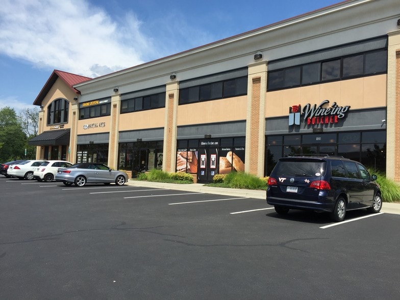 20915 Ashburn Rd, Ashburn, VA à louer - Photo de l’immeuble – Image 3 sur 4