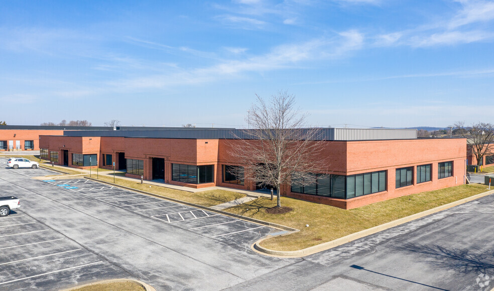 1129 Business Pky S, Westminster, MD à louer - Photo de l’immeuble – Image 3 sur 5