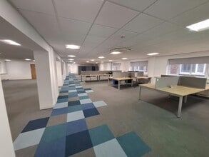 84A-92 London Rd, Manchester à louer Photo intérieure– Image 1 sur 2