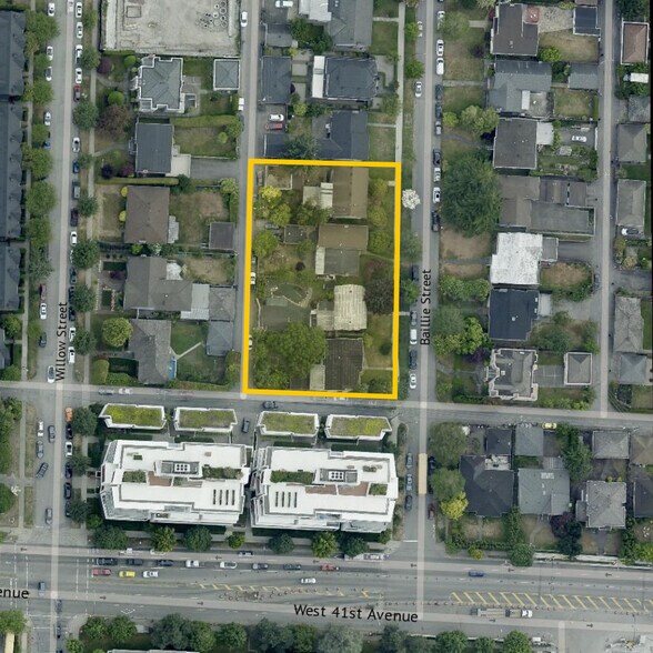 5589-5661 Baillie St, Vancouver, BC à vendre - Photo de l’immeuble – Image 2 sur 6