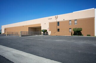 Plus de détails pour 11937-11939 Woodruff Ave, Downey, CA - Industriel/Logistique à louer
