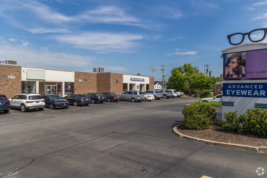 760-780 N Main St, Providence, RI à louer - Photo de l’immeuble – Image 3 sur 6