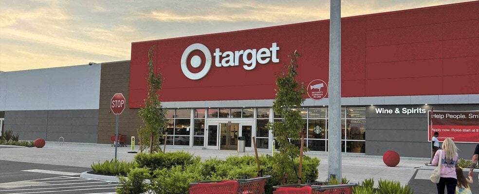 7208-7324 Manatee Ave W, Bradenton, FL à louer - Photo principale – Image 1 sur 7