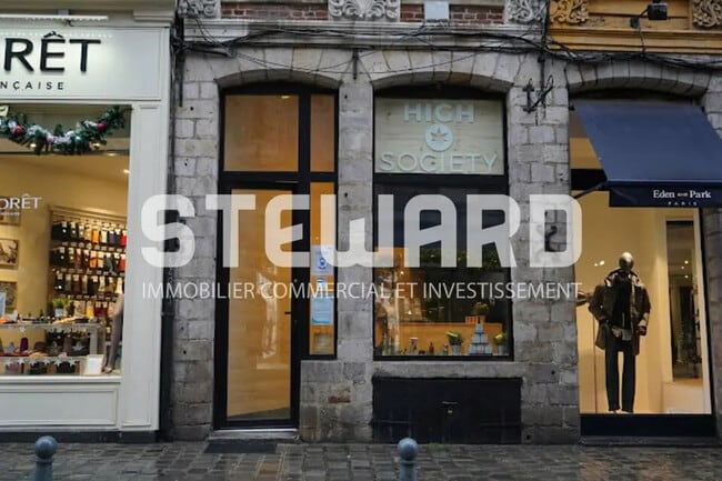 Plus de détails pour Local commercial à louer
