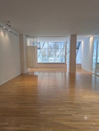 Plus de détails pour 150 W 58th St, New York, NY - Bureau/Médical à louer