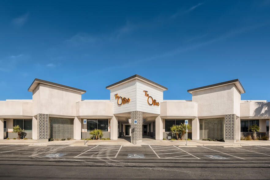 320-340 E Warm Springs Rd, Las Vegas, NV à louer - Photo de l’immeuble – Image 1 sur 32