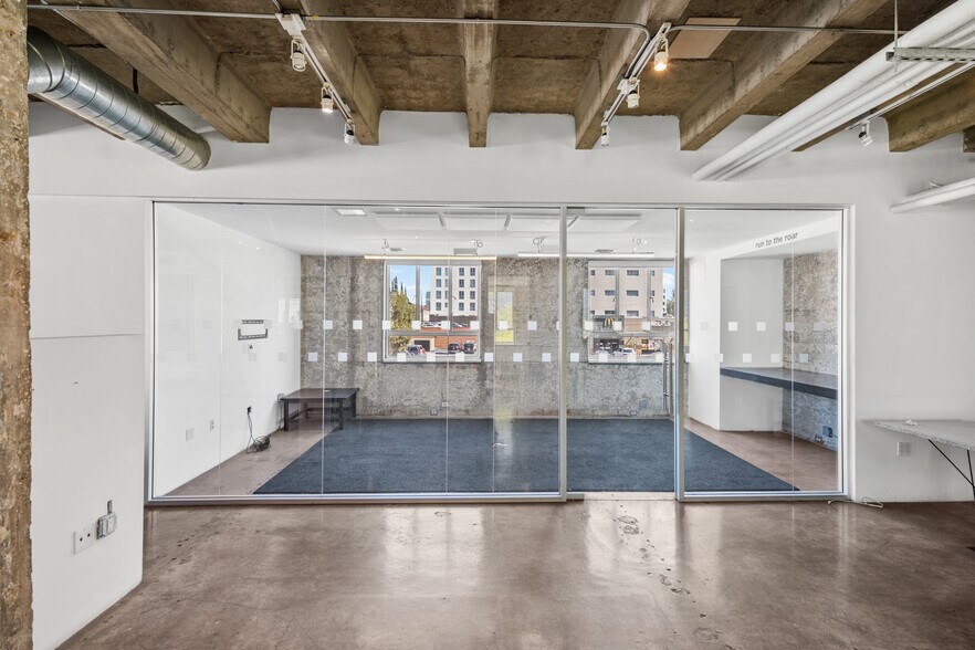 6363 Wilshire Blvd, Los Angeles, CA à louer - Photo intérieure – Image 3 sur 17