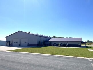 Plus de détails pour 170 W Circle Dr, Saint Charles, MN - Industriel/Logistique à vendre