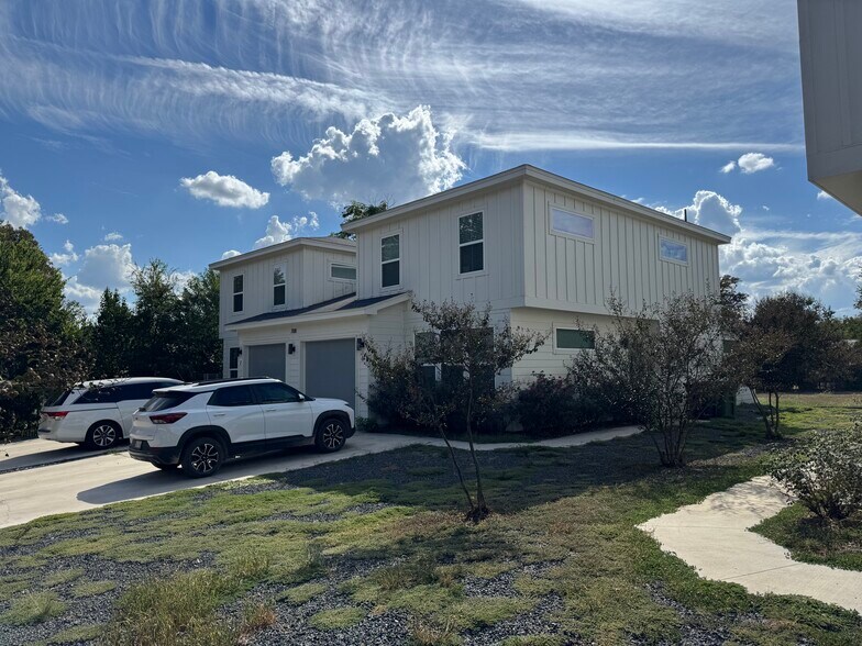708 S Boundary St, Burnet, TX à vendre - Photo de l’immeuble – Image 2 sur 4