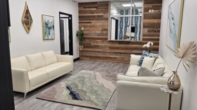 320 Racetrack Rd NW, Fort Walton Beach, FL à louer Photo intérieure– Image 1 sur 11