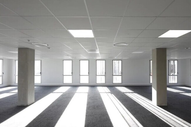 Plus de détails pour Bureau à louer