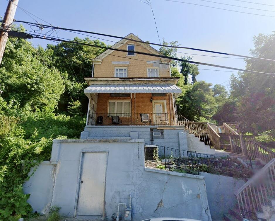 1412 Woodward Ave, Mc Kees Rocks, PA à vendre Photo principale– Image 1 sur 2