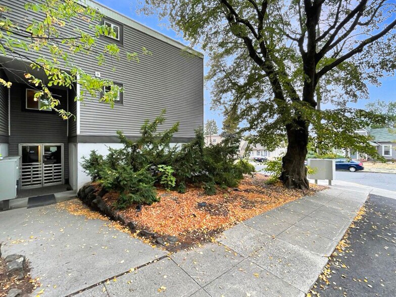305 NE Spaulding St, Pullman, WA à vendre - Photo de l’immeuble – Image 2 sur 8