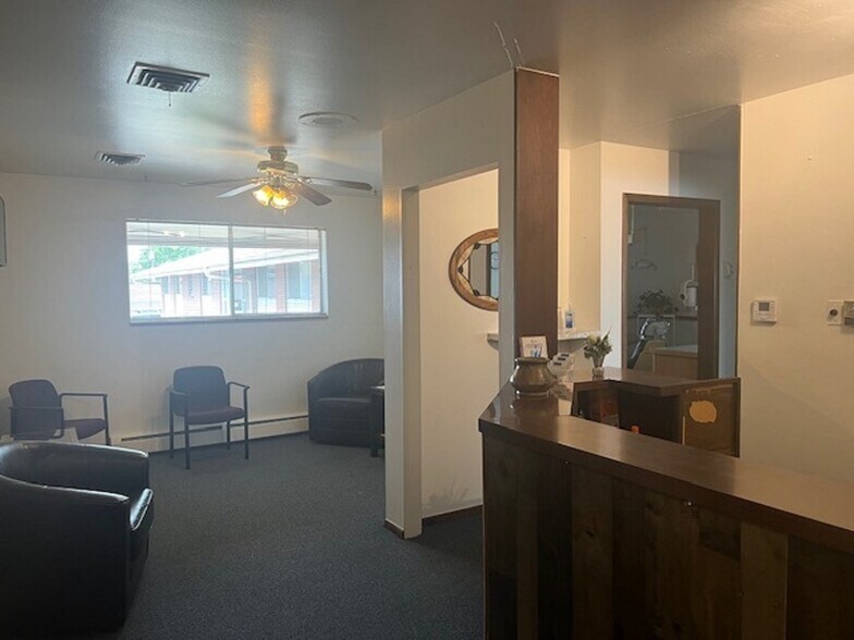 5025-5039 S Federal Blvd, Englewood, CO à louer - Photo de l’immeuble – Image 2 sur 15