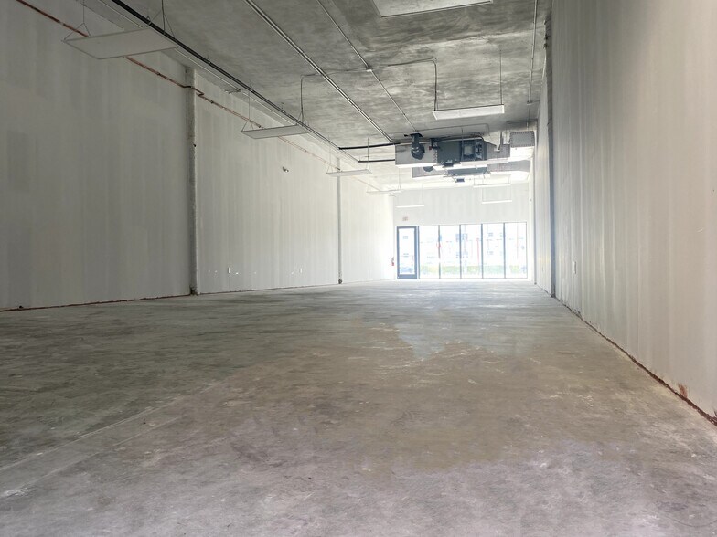 300 SW 17th Ave, Miami, FL à louer - Photo de l’immeuble – Image 3 sur 6