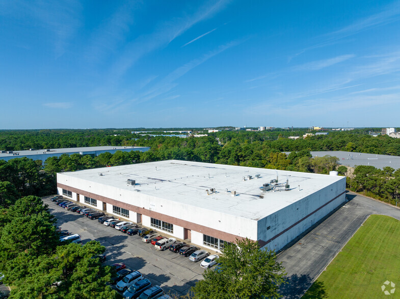 180 Lehigh Ave, Lakewood, NJ à louer - Photo de l’immeuble – Image 1 sur 11