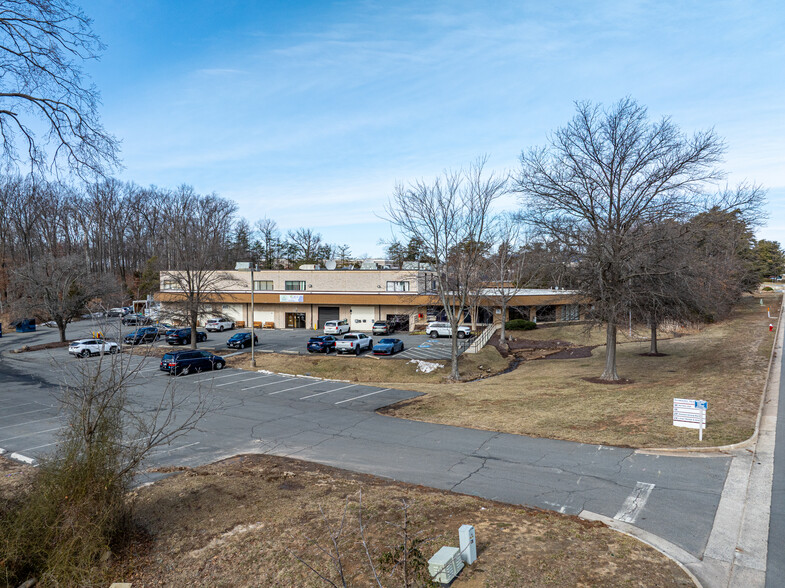 1-24 Export Dr, Sterling, VA à vendre - Photo de l’immeuble – Image 3 sur 10