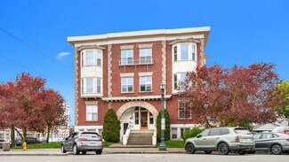 Plus de détails pour 2501 Colby Ave, Everett, WA - Logement à vendre