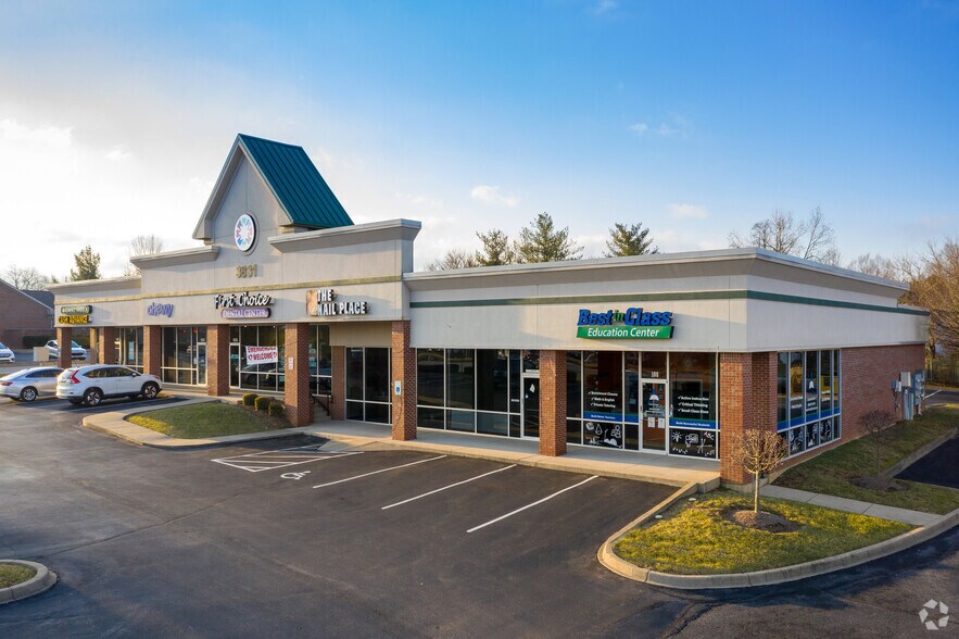 3831 Ruckriegel Pky, Louisville, KY à louer - Photo de l’immeuble – Image 1 sur 5