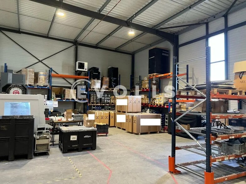 Local d’activités dans Jonage à louer - Photo intérieure – Image 3 sur 11