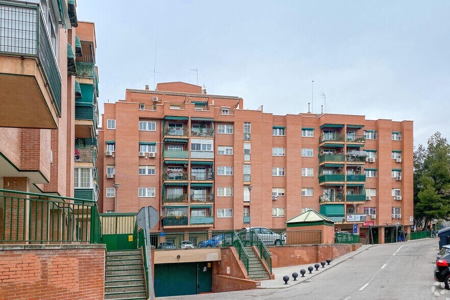 Plaza Monte Ciruelo, 4, Rivas-Vaciamadrid, Madrid à louer - Photo de l’immeuble – Image 2 sur 2