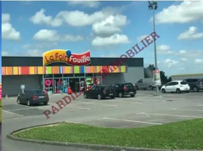 Local commercial dans Hautmont à louer - Photo de l’immeuble – Image 3 sur 5