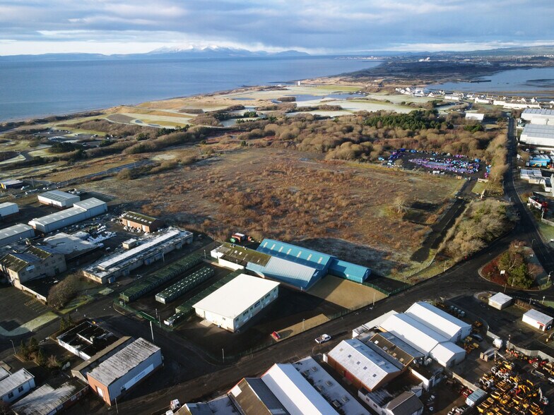 Portland Rd, Irvine à vendre - Photo de l’immeuble – Image 2 sur 5