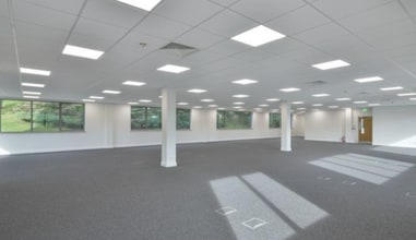 4A-4B The Parklands, Bolton à louer Photo intérieure– Image 2 sur 5