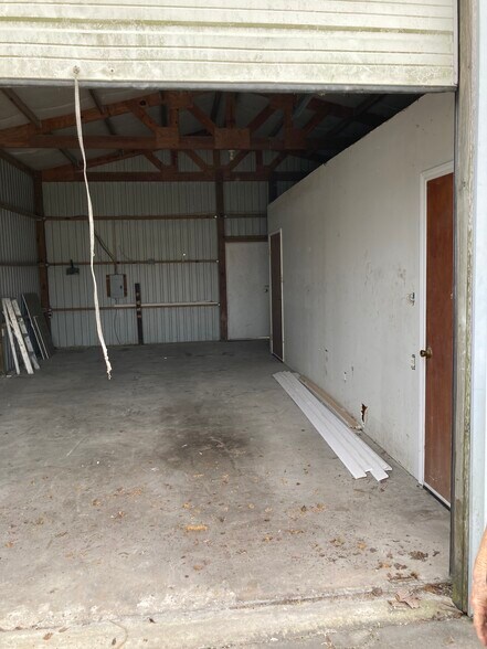 16190 Miller Rd, Houston, TX à louer - Photo de l’immeuble – Image 3 sur 19