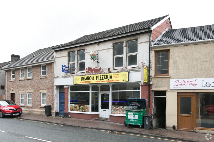 53-55 Neath Rd, Neath à vendre - Photo de l’immeuble – Image 2 sur 20