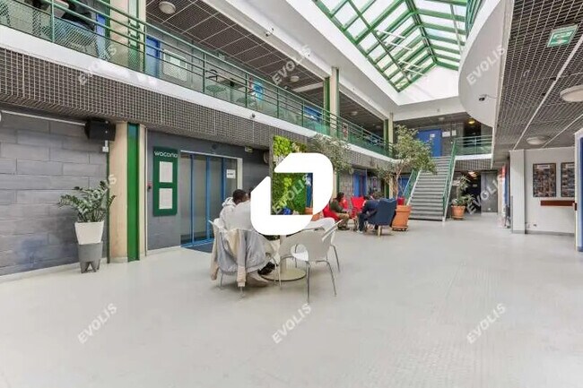 Plus de détails pour Bureau à louer