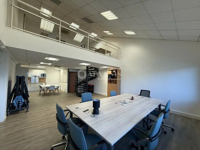 Plus de détails pour Bureau à louer