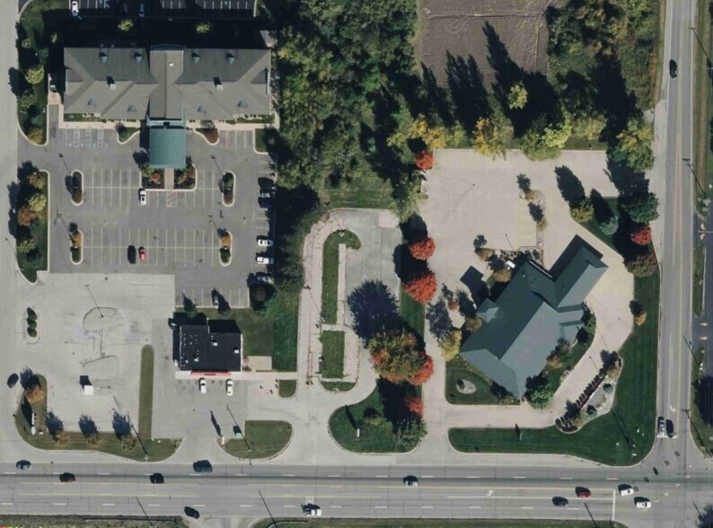 2963 E Wilder Rd, Bay City, MI à louer - Photo principale – Image 1 sur 4