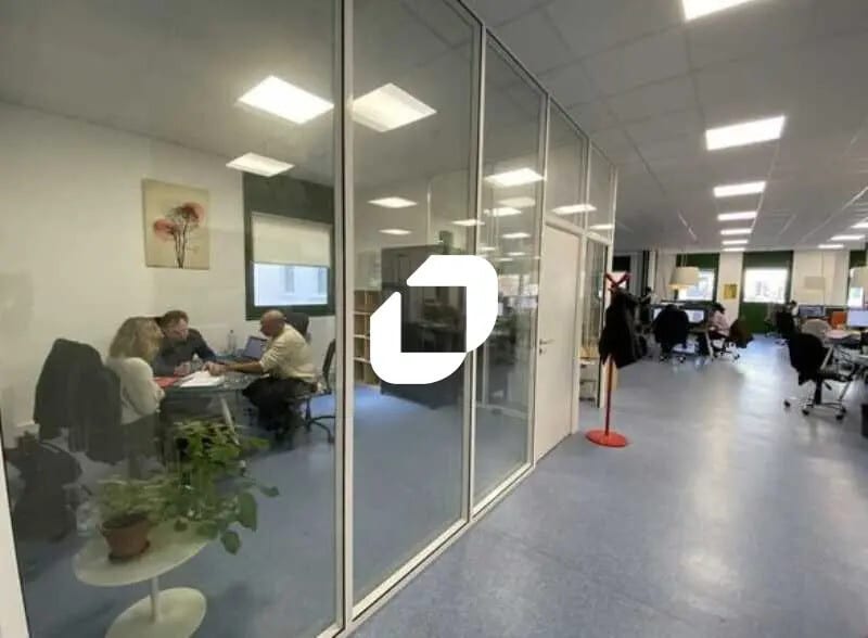 Bureau dans Paris à louer - Photo de l’immeuble – Image 3 sur 8