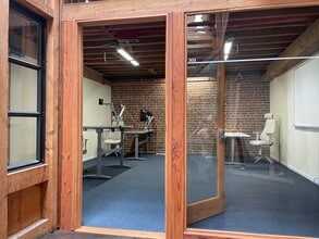 350 Townsend St, San Francisco, CA à louer Photo intérieure– Image 2 sur 2