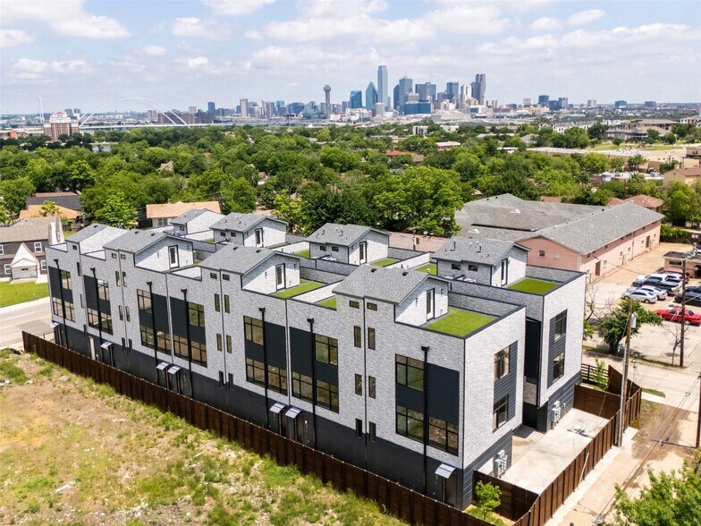 426-430 E 8th St, Dallas, TX à vendre - Photo principale – Image 1 sur 24
