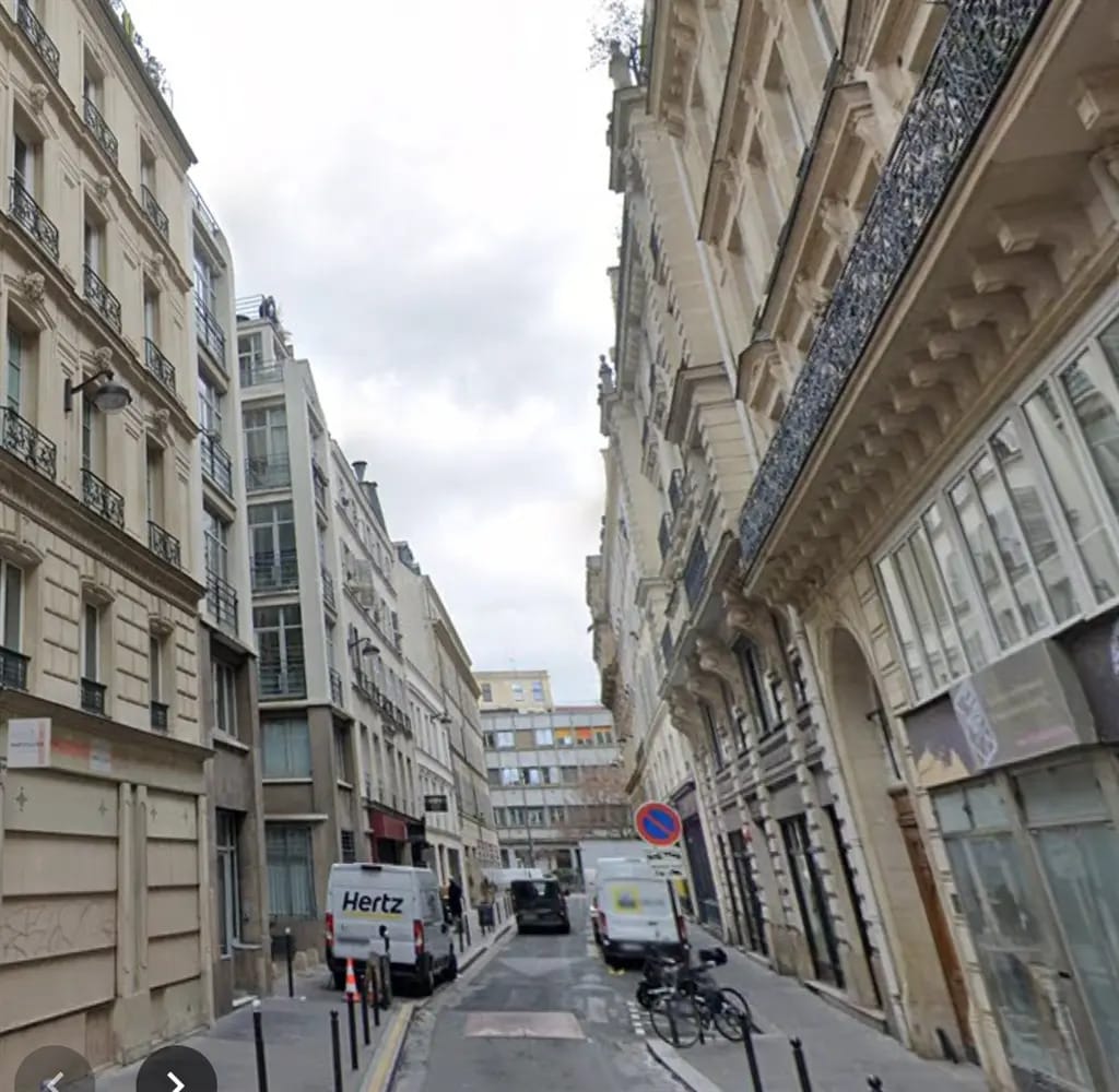 Local commercial dans Paris à louer Photo de l’immeuble– Image 1 sur 9