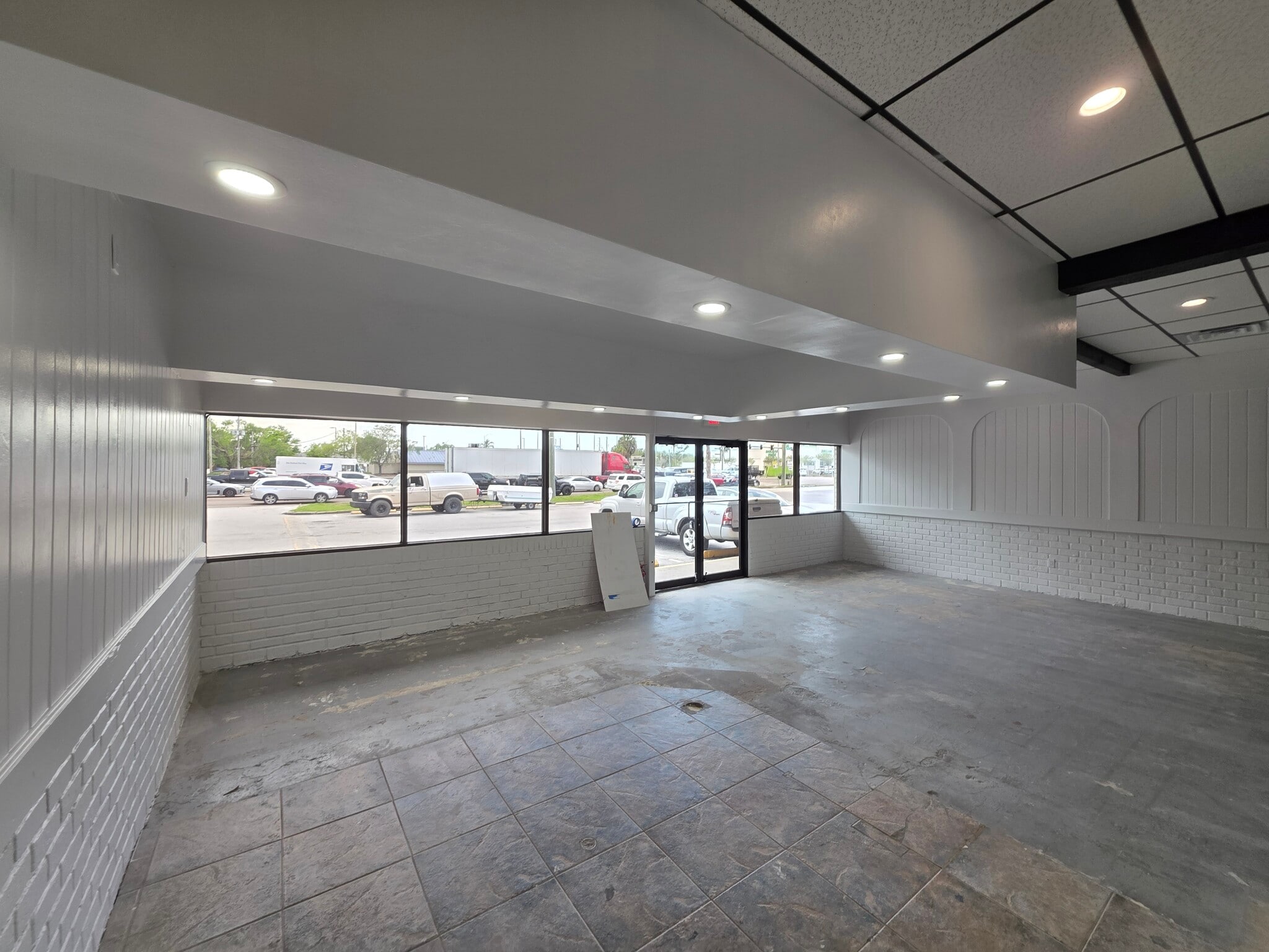 13355 Belcher Rd, Largo, FL à louer Photo intérieure– Image 1 sur 9