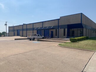 Plus de détails pour 222 S Town East Blvd, Mesquite, TX - Industriel/Logistique à vendre