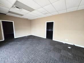 224-228 Gadsden Hwy, Birmingham, AL à louer Photo intérieure– Image 2 sur 2