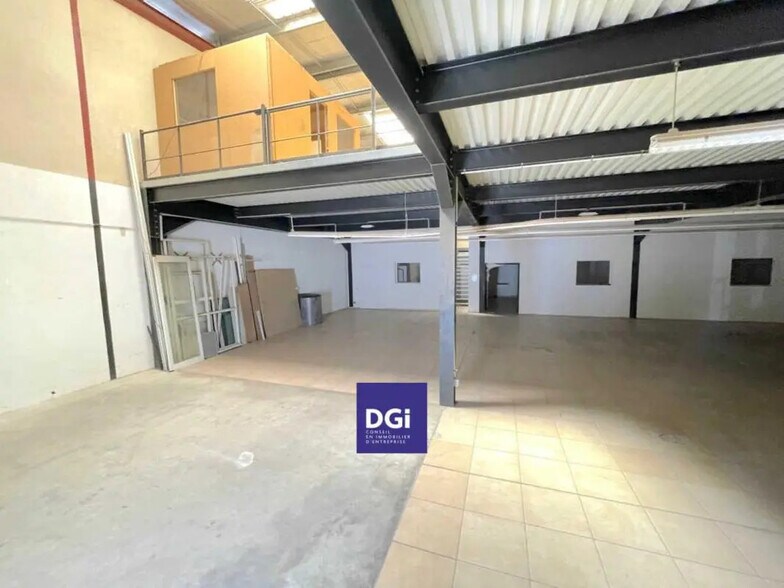 2750 Route De Montpellier, Nîmes à louer - Photo intérieure – Image 3 sur 6