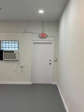 13280 NW 43rd Ave, Opa-locka, FL à louer Photo intérieure– Image 1 sur 13