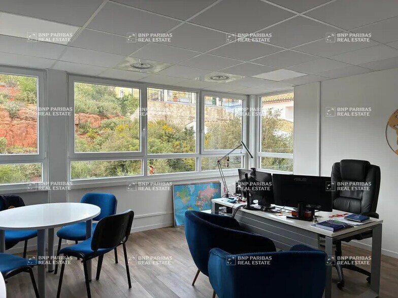 Bureau dans Vitrolles à louer - Photo intérieure – Image 3 sur 28