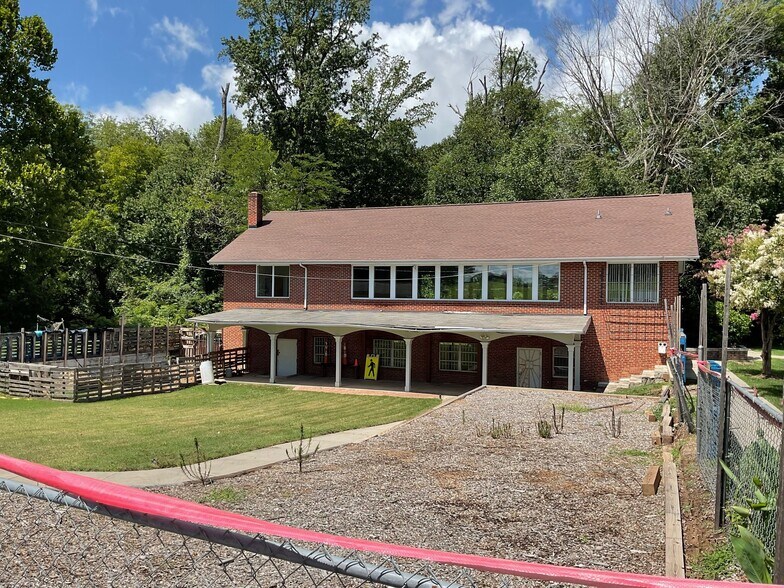1852 Liberty St, Durham, NC à vendre - Photo de l’immeuble – Image 3 sur 21