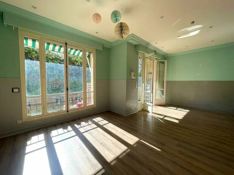 Bureau dans Nice à louer - Photo de l’immeuble – Image 2 sur 7