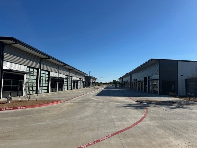 355 Cross Creek Rd, Georgetown, TX à louer - Photo de l’immeuble – Image 2 sur 16