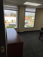 23152 Verdugo Dr, Laguna Hills, CA à louer Photo intérieure– Image 1 sur 2