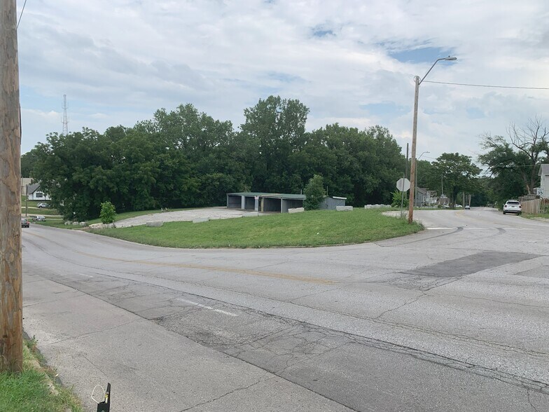 4701 27th St, Kansas City, MO à vendre - Photo principale – Image 2 sur 2